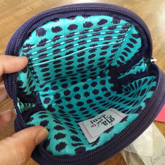 NWT Gia & Dani Clutch/Makeup/Coin Purse - Picture 2 of 8